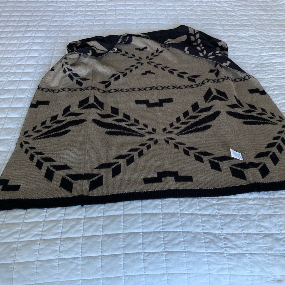 Derek Heart Chocolate Brown and Cream Patterned Cardigan - Picture 9 of 9